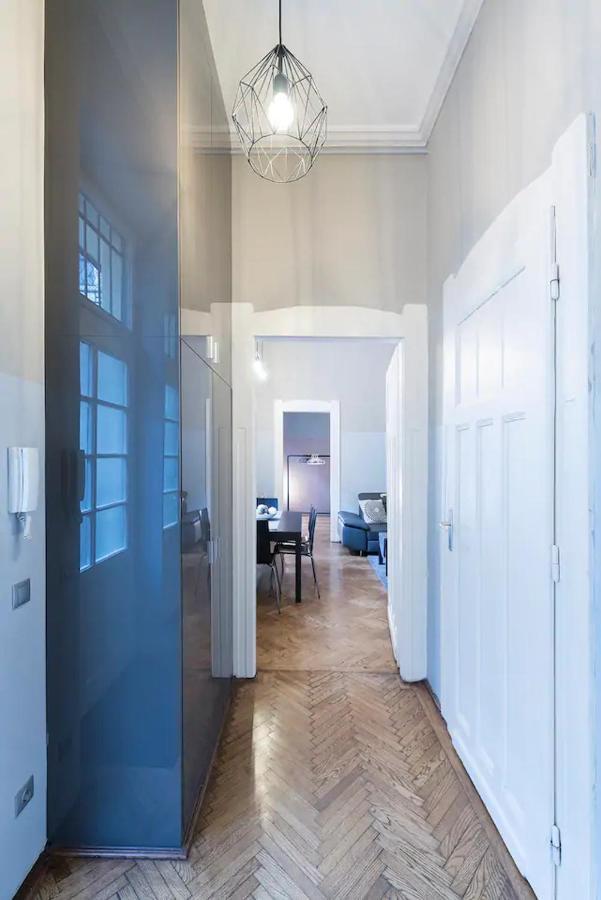 Vaci Street Premier Apartment Budapest Bagian luar foto