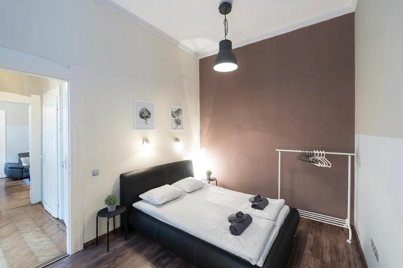 Vaci Street Premier Apartment Budapest Bagian luar foto